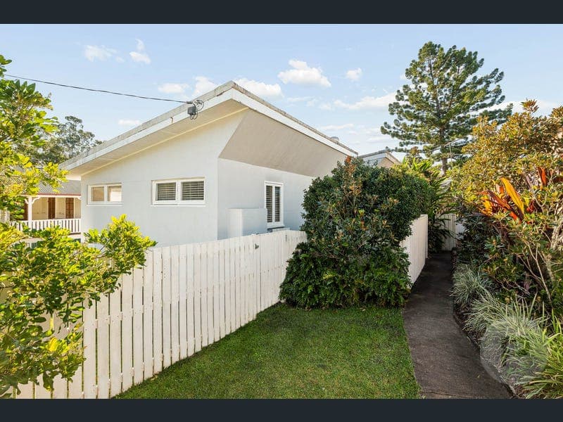 1/15 Jason Street, Red Hill — photo 1 of 5