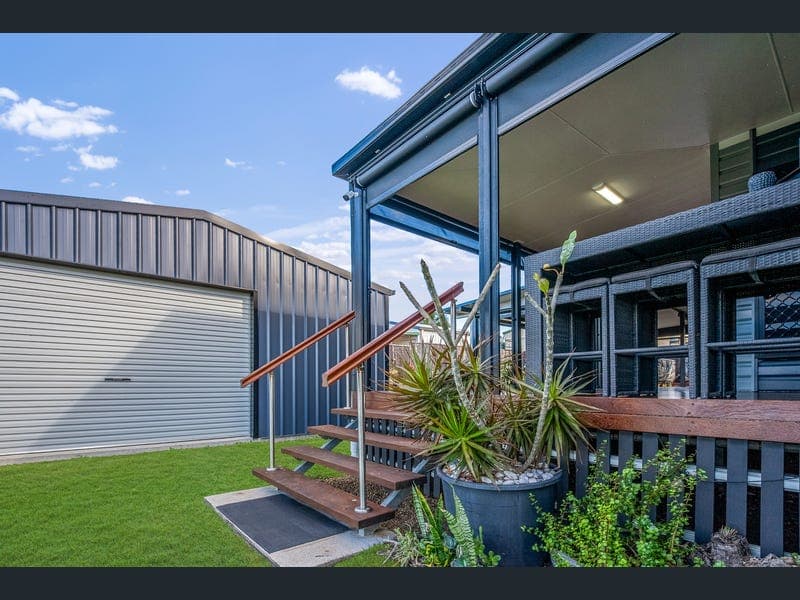 35 Petrel Avenue, River Heads — photo 1 of 5