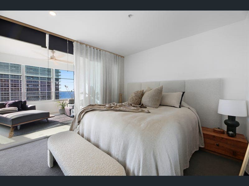 1803/9 Hamilton Avenue, Surfers Paradise — photo 1 of 5