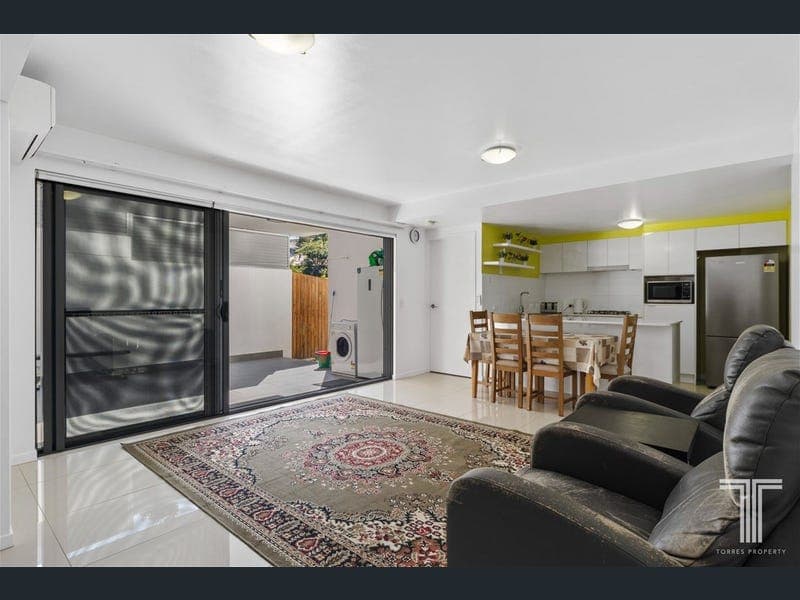 6/118 Gladstone Road, Highgate Hill — photo 1 of 5