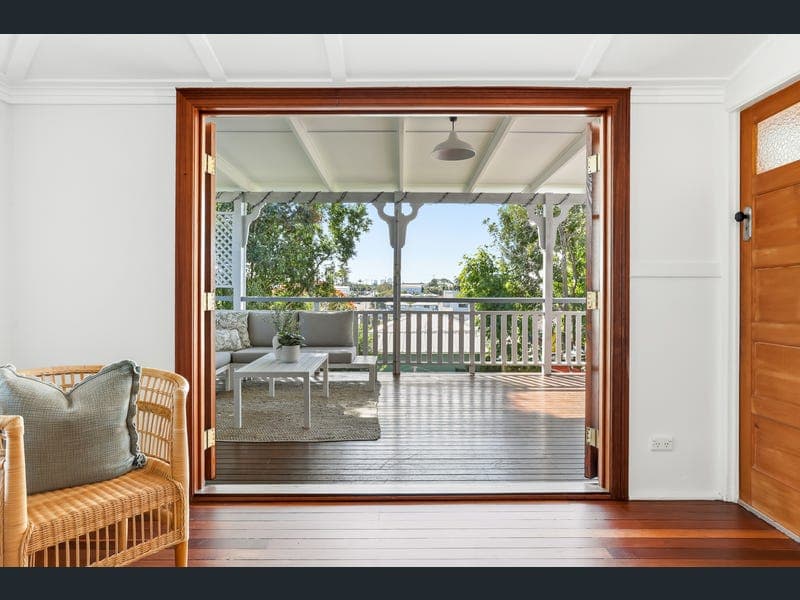 47 Brooke Avenue, Southport — photo 1 of 5