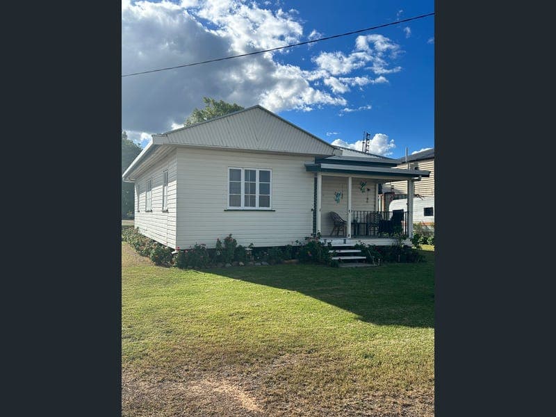 64 Regent Street, Inglewood — photo 1 of 5