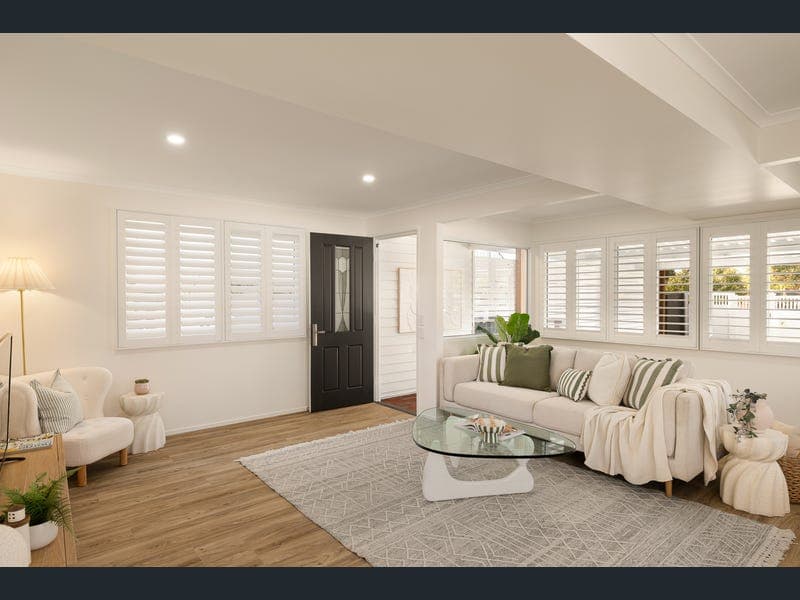 141 Whites Road, Manly West — photo 1 of 5