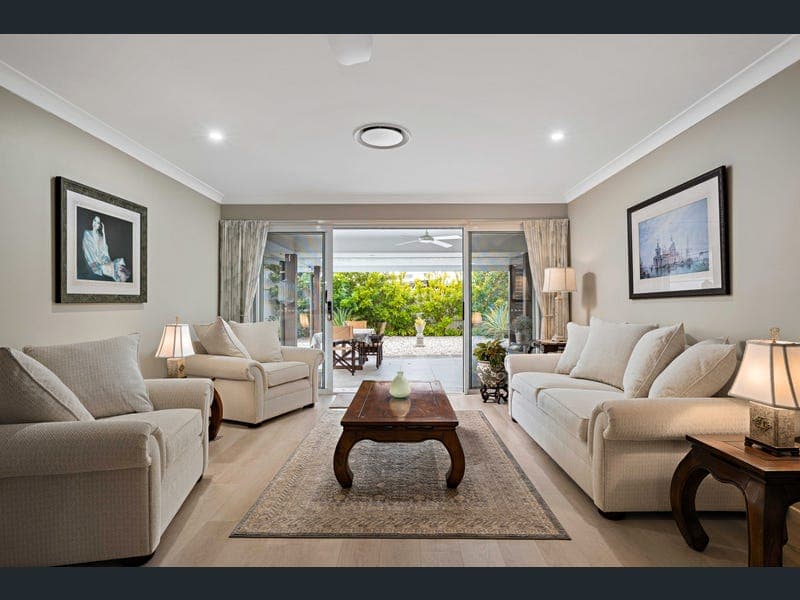8 Maclamond Drive, Pelican Waters — photo 1 of 5