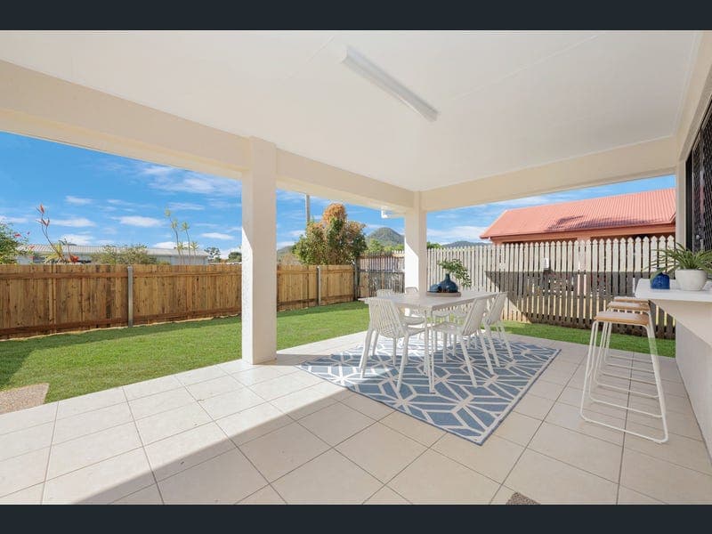1/43 SANTAL DRIVE, Rasmussen — photo 1 of 5