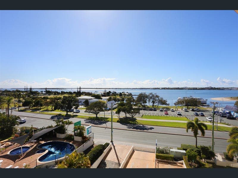 76/106 Marine Parade, Southport — photo 1 of 5