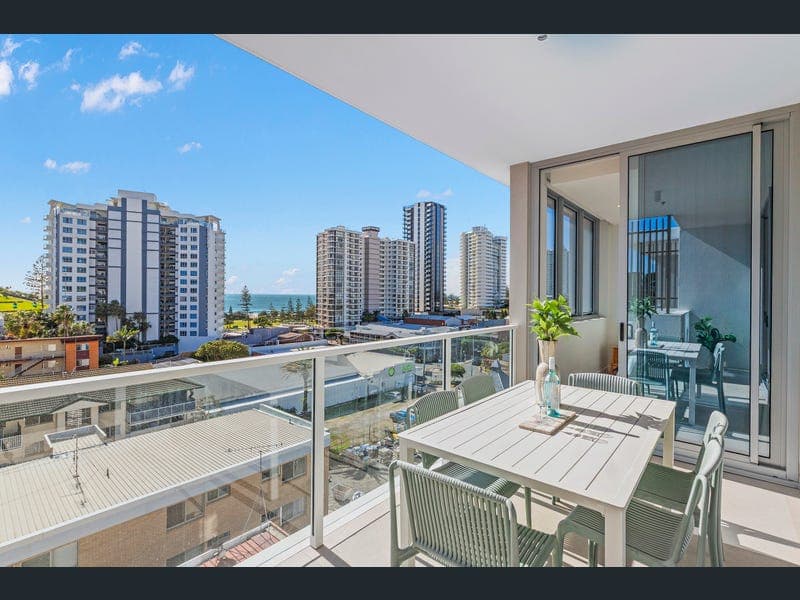 704/141 Musgrave Street, Coolangatta — photo 1 of 5
