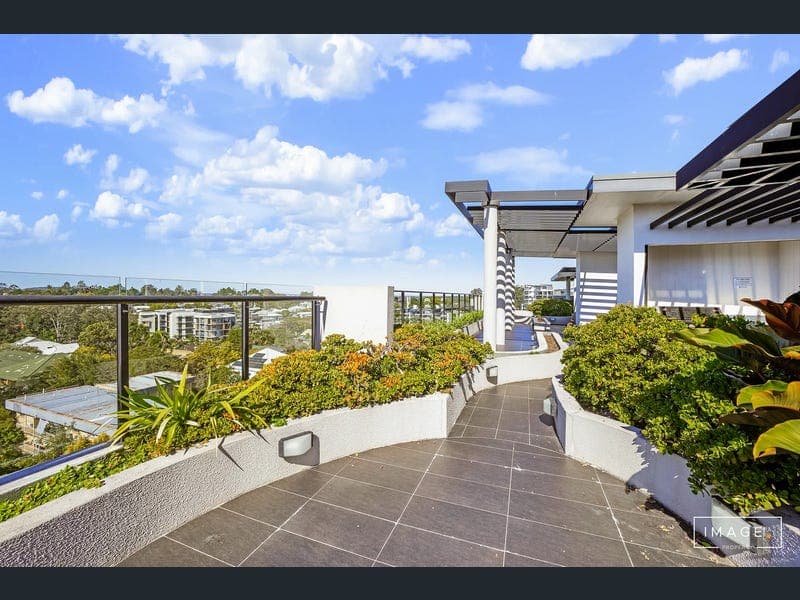 301/133 Clarence Road, Indooroopilly — photo 1 of 5