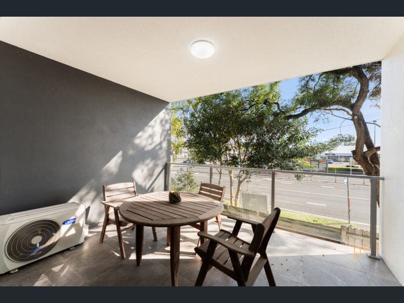 2/159-161 Birkdale Road — photo 1 of 5