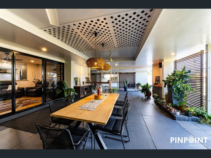 28 Barnfield Drive, Andergrove — photo 1 of 5