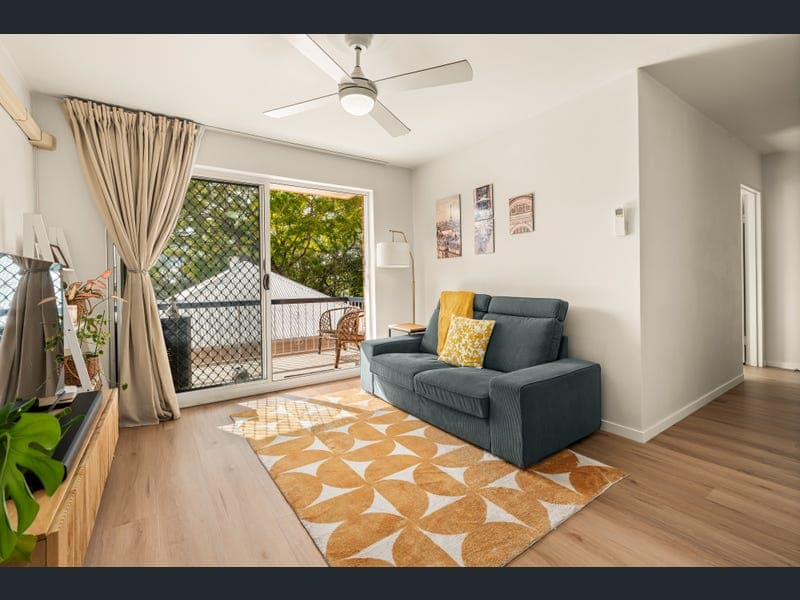 2/50 Balmain Street, Wooloowin — photo 1 of 5