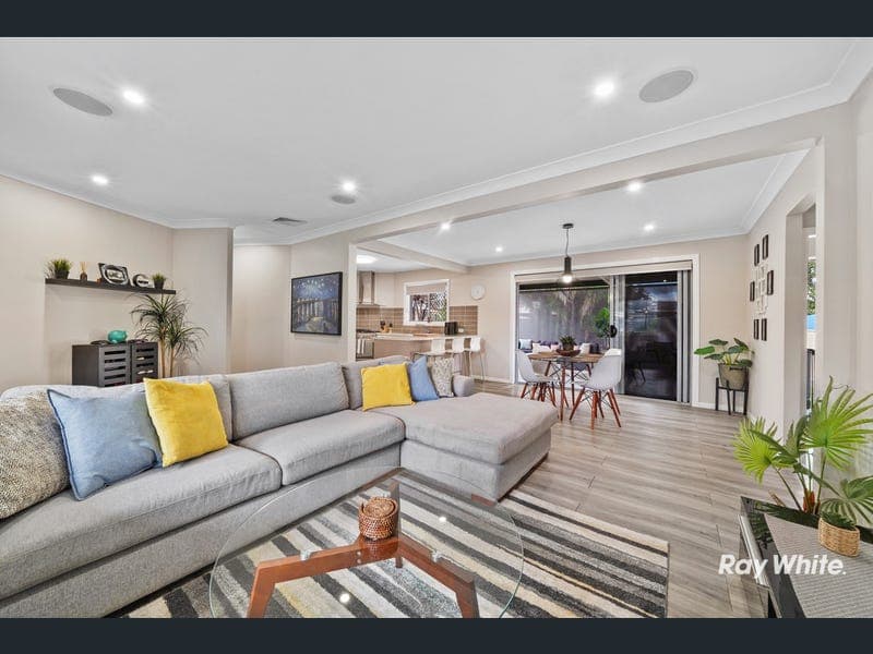 15 El Rancho Street, Daisy Hill — photo 1 of 5