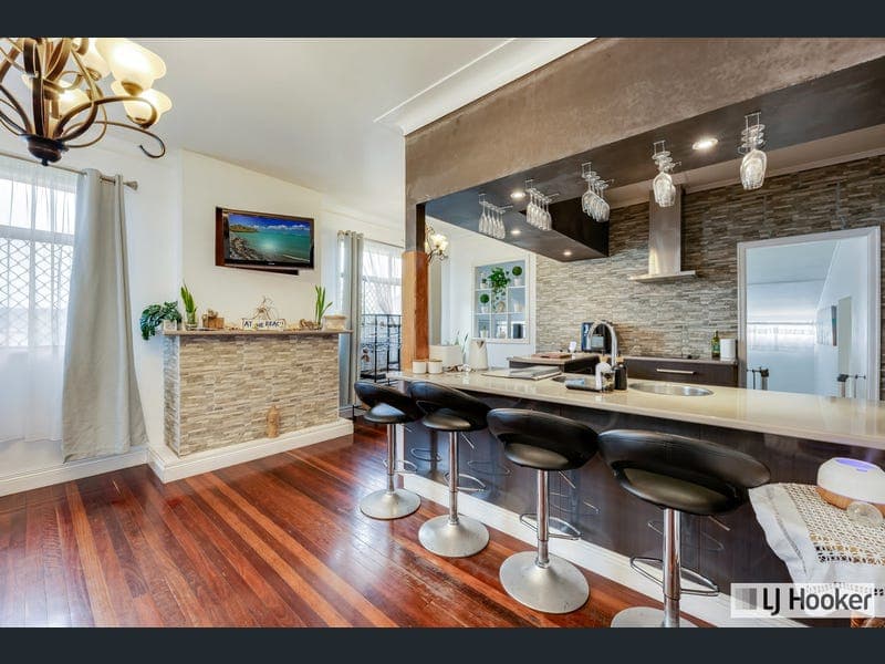 88 Elliott Heads Road, Kepnock — photo 1 of 5