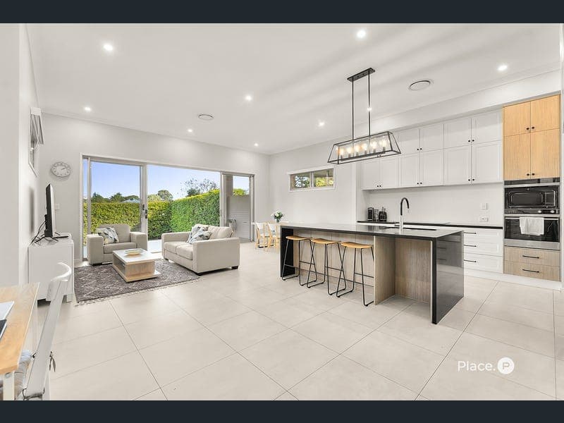 20 Araluen Street, Kedron — photo 1 of 5