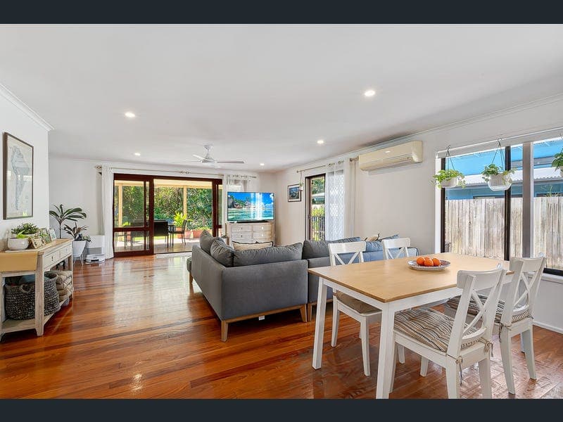 16 Warran Road, Yaroomba — photo 1 of 5