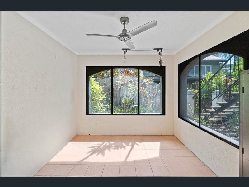 2/319 Severin Street, Parramatta Park — photo 1 of 5