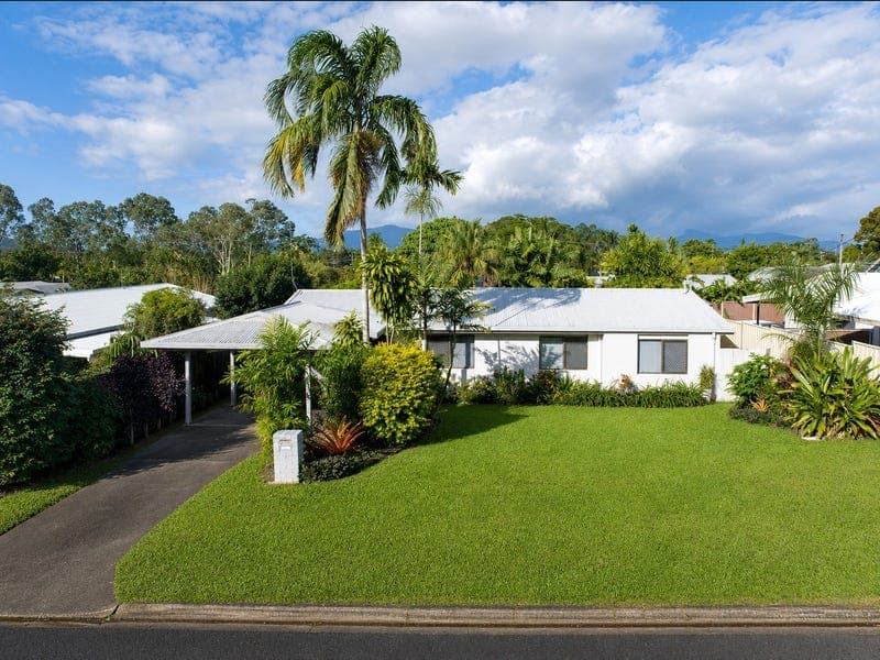 2 Rogers Close, Whitfield — photo 1 of 5