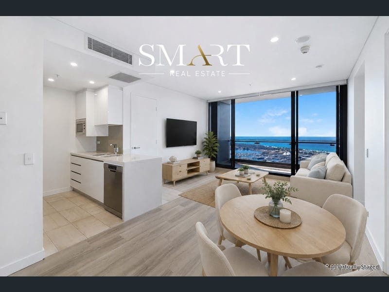 3209/2 Como Crescent, Southport — photo 1 of 5