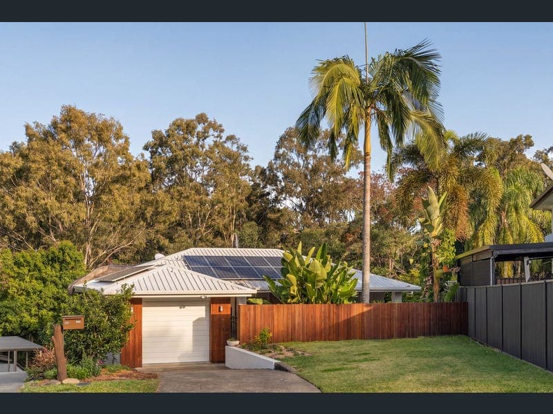 13 Marla Way, Carrara — photo 1 of 5