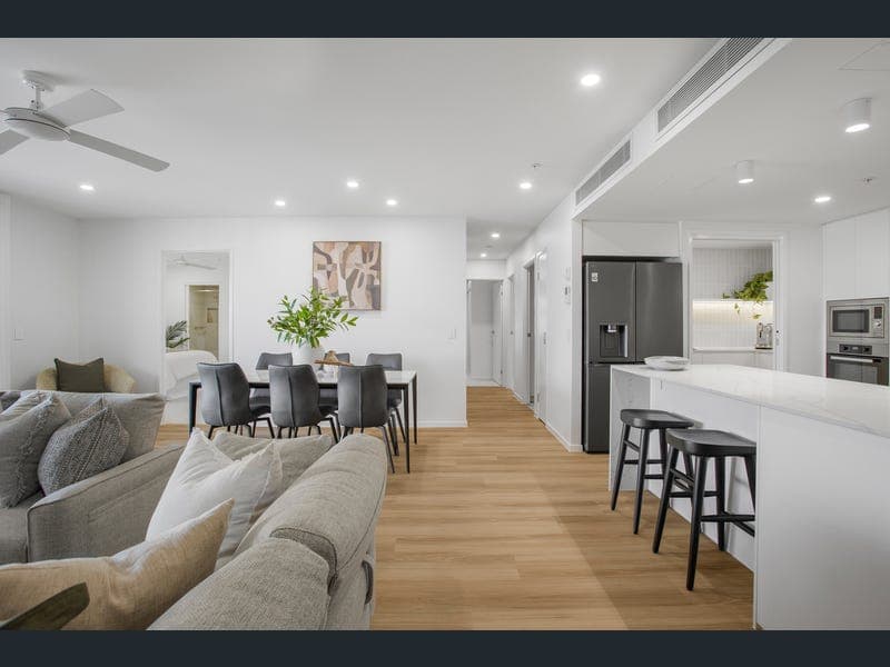 25/73-75 Bradman Avenue, Maroochydore — photo 1 of 5