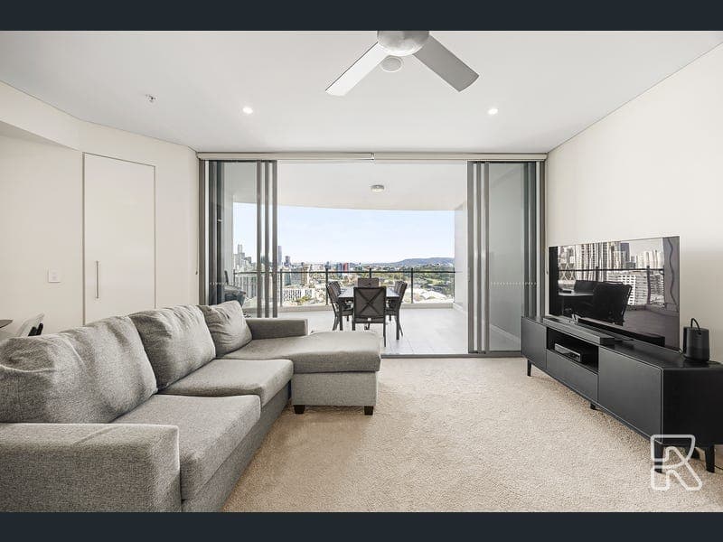 2204/35 Campbell Street, Bowen Hills — photo 1 of 5