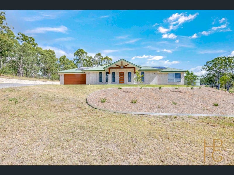 1 Chevonne Place, Apple Tree Creek — photo 1 of 5