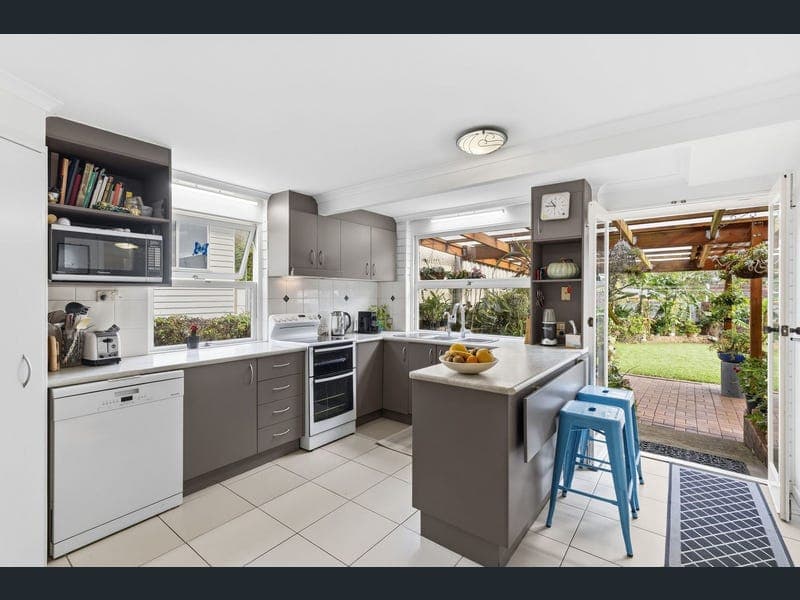 63 Kirby Road, Aspley — photo 1 of 5