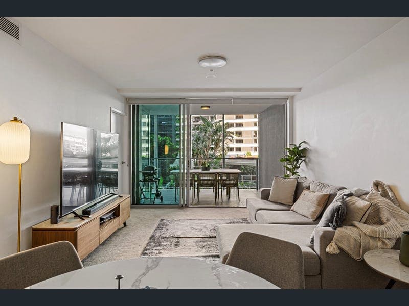 509/30 Festival Place, Newstead — photo 1 of 5