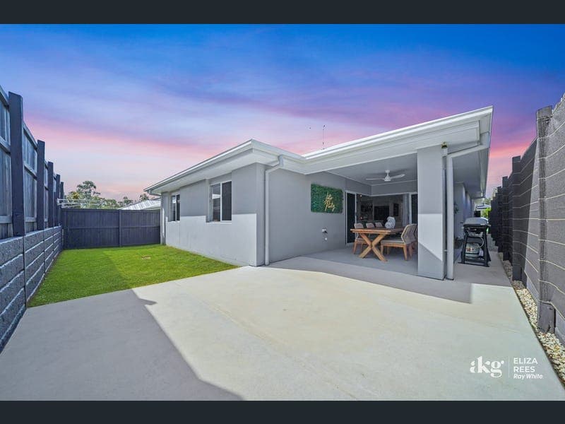 93 Sawmill Drive, Greenbank — photo 1 of 5