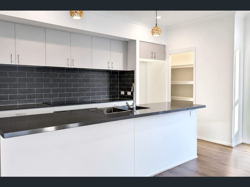 36 Goshawk Court, Bahrs Scrub — photo 1 of 5