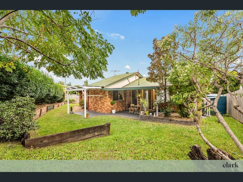 159 Khartoum Street, Gordon Park — photo 1 of 5