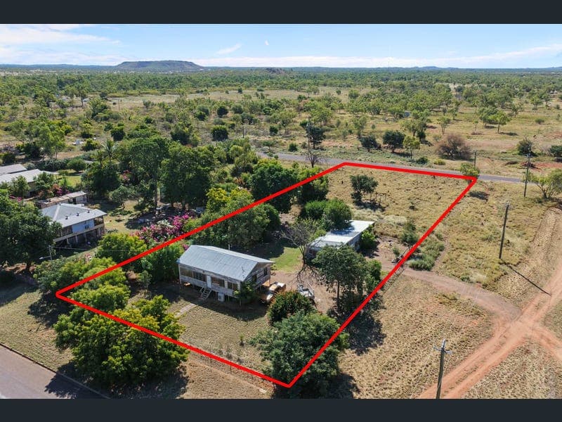 89 Alice Street, Cloncurry — photo 1 of 5