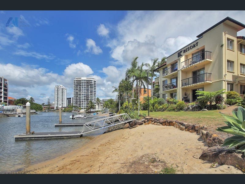10/49-53 Peninsular Drive, Surfers Paradise — photo 1 of 5