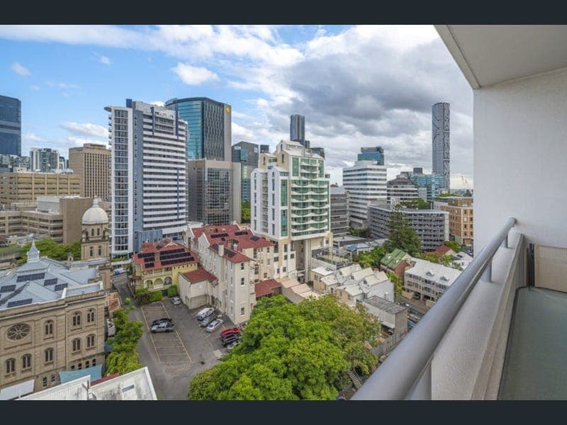 146/454 Upper Edward Street, Spring Hill — photo 1 of 5