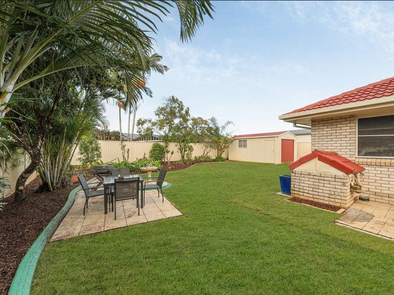 5 Paperbark Street, Murrumba Downs — photo 1 of 5