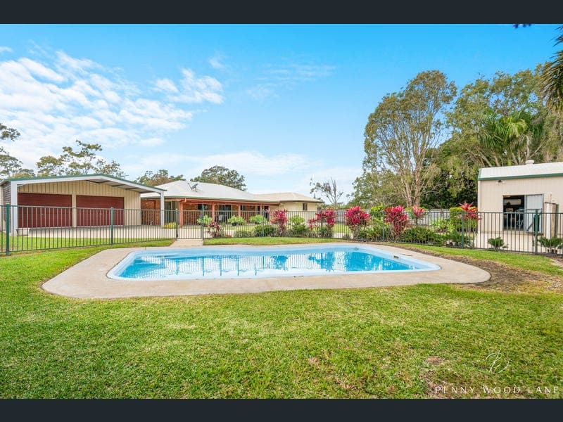 50 Bruce Highway, Bakers Creek — photo 1 of 5