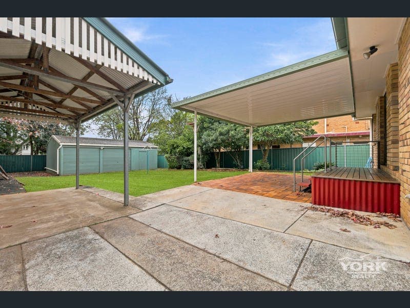 277B James Street, Newtown — photo 1 of 5