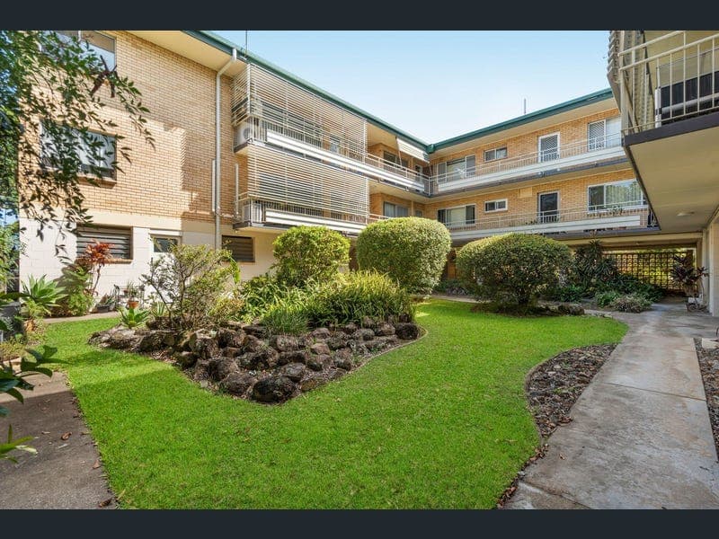 9/1 Adelaide Street, Clayfield — photo 1 of 5
