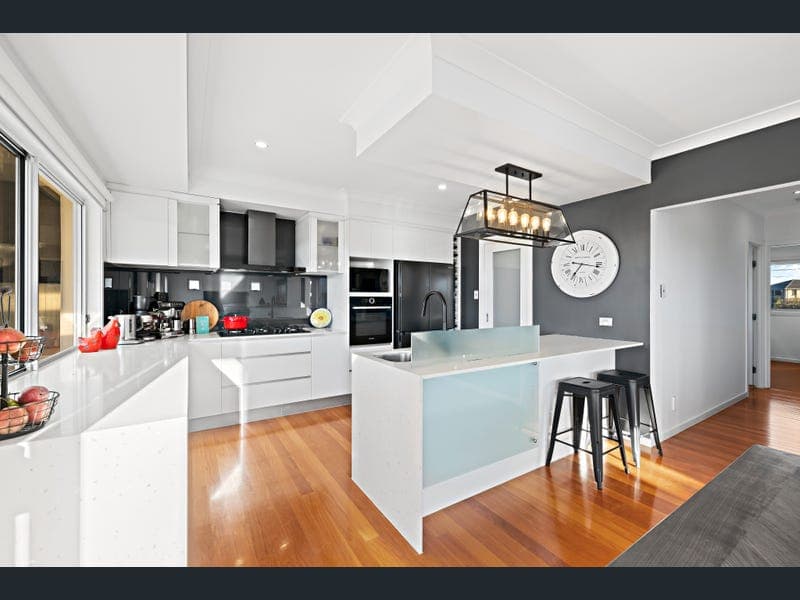 14 Baylink Drive, Redland Bay — photo 1 of 5