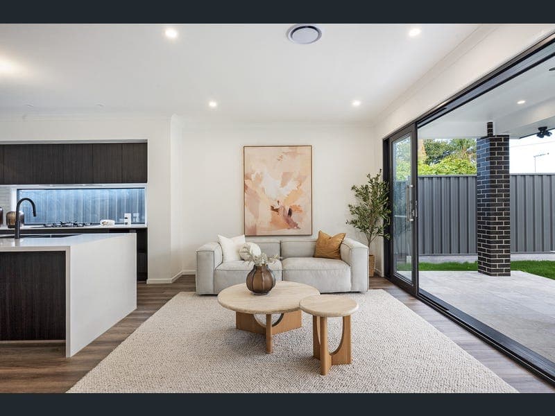 55A Zahel Street, Carina — photo 1 of 5