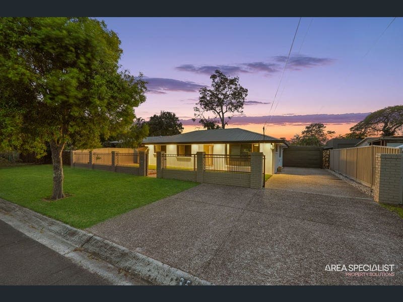35 Karen Street, Jacobs Well — photo 1 of 5