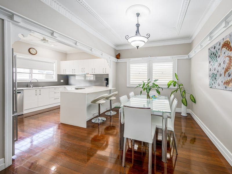 1 Eleventh Avenue, Kedron — photo 1 of 5