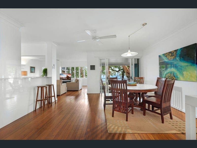 10/111-117 Williams Esplanade, Palm Cove — photo 1 of 5