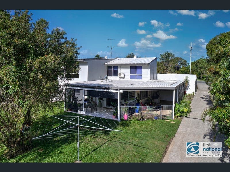 8 Ridgewood Road, Little Mountain — photo 1 of 5