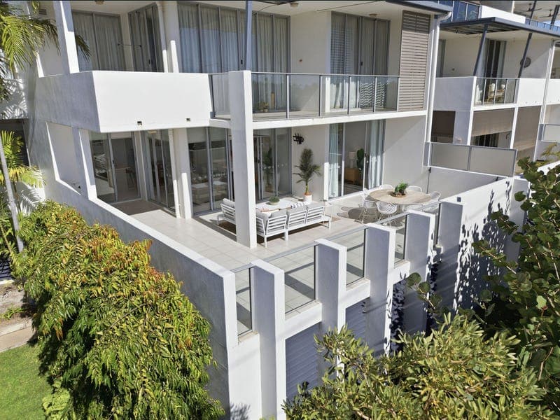 4/28 Landsborough Street, North Ward — photo 1 of 5