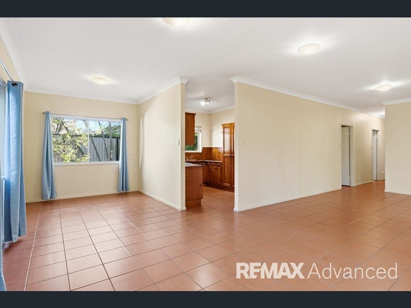 62 Avon Avenue, Banksia Beach — photo 1 of 5