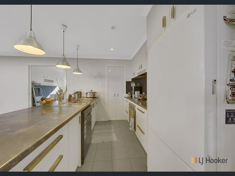 15 Aurora Road, Tannum Sands — photo 1 of 5