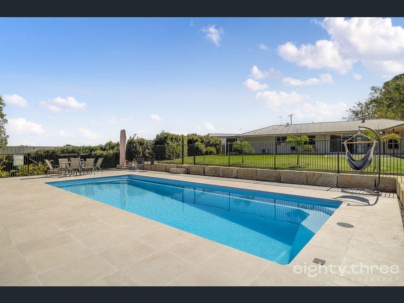 29 Silkwood Court, Glenore Grove — photo 1 of 5