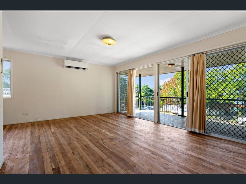 6 Tonga Street, Taigum — photo 1 of 5