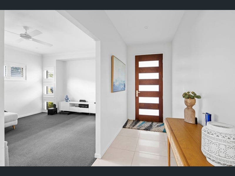 4 Lamington Lane, Capalaba — photo 1 of 5